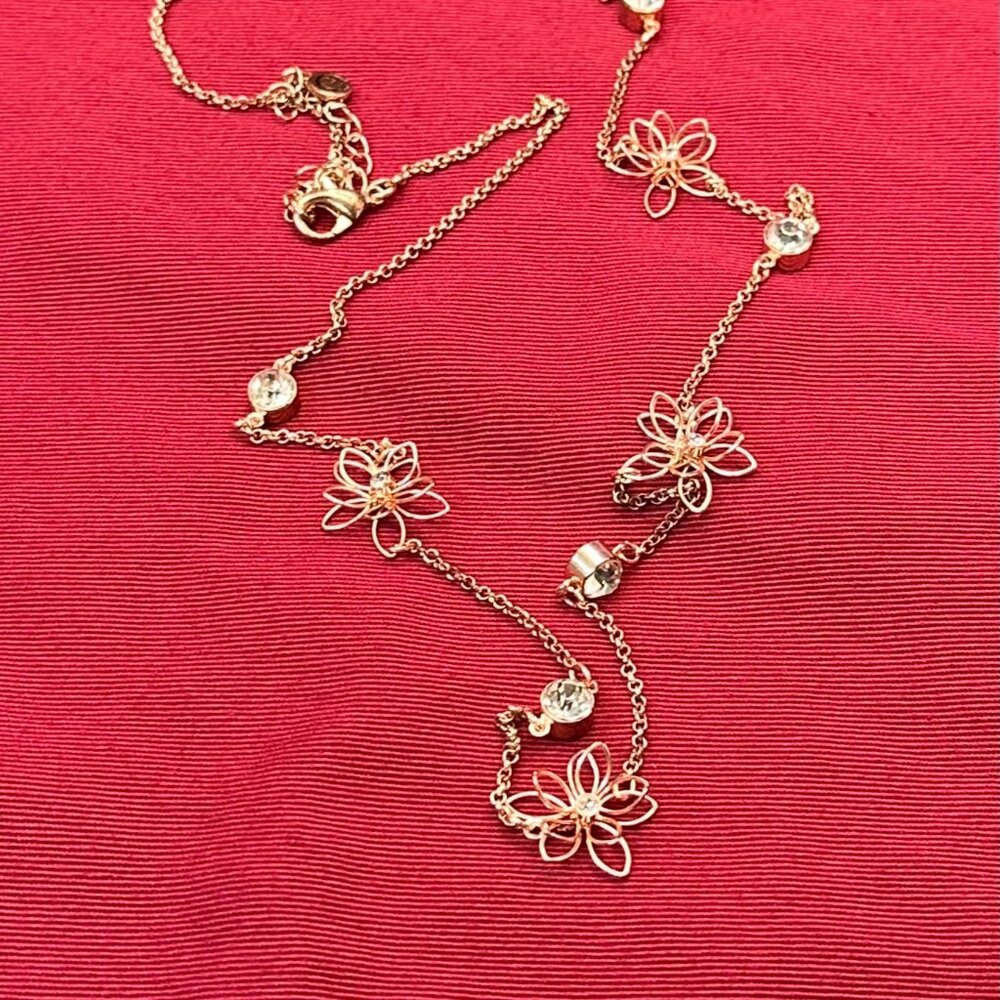 C1946 Long Gold-Tone Flower & Clear Crystal Station Necklace